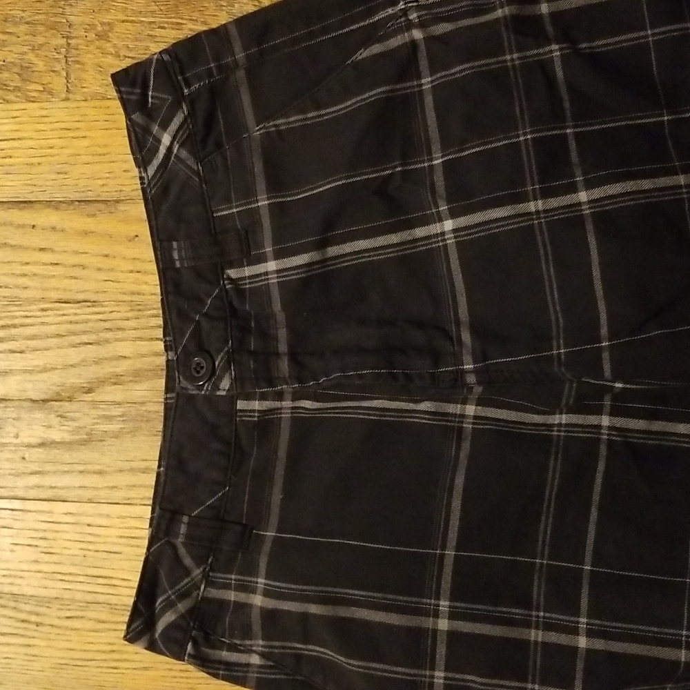 Rusty Shorts - Picture 3 of 7